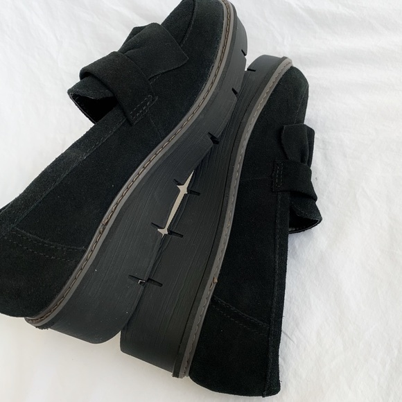 Clarks Loafers Airabel chunky heel size 7.5 US black suede upper woman’s - Picture 6 of 16